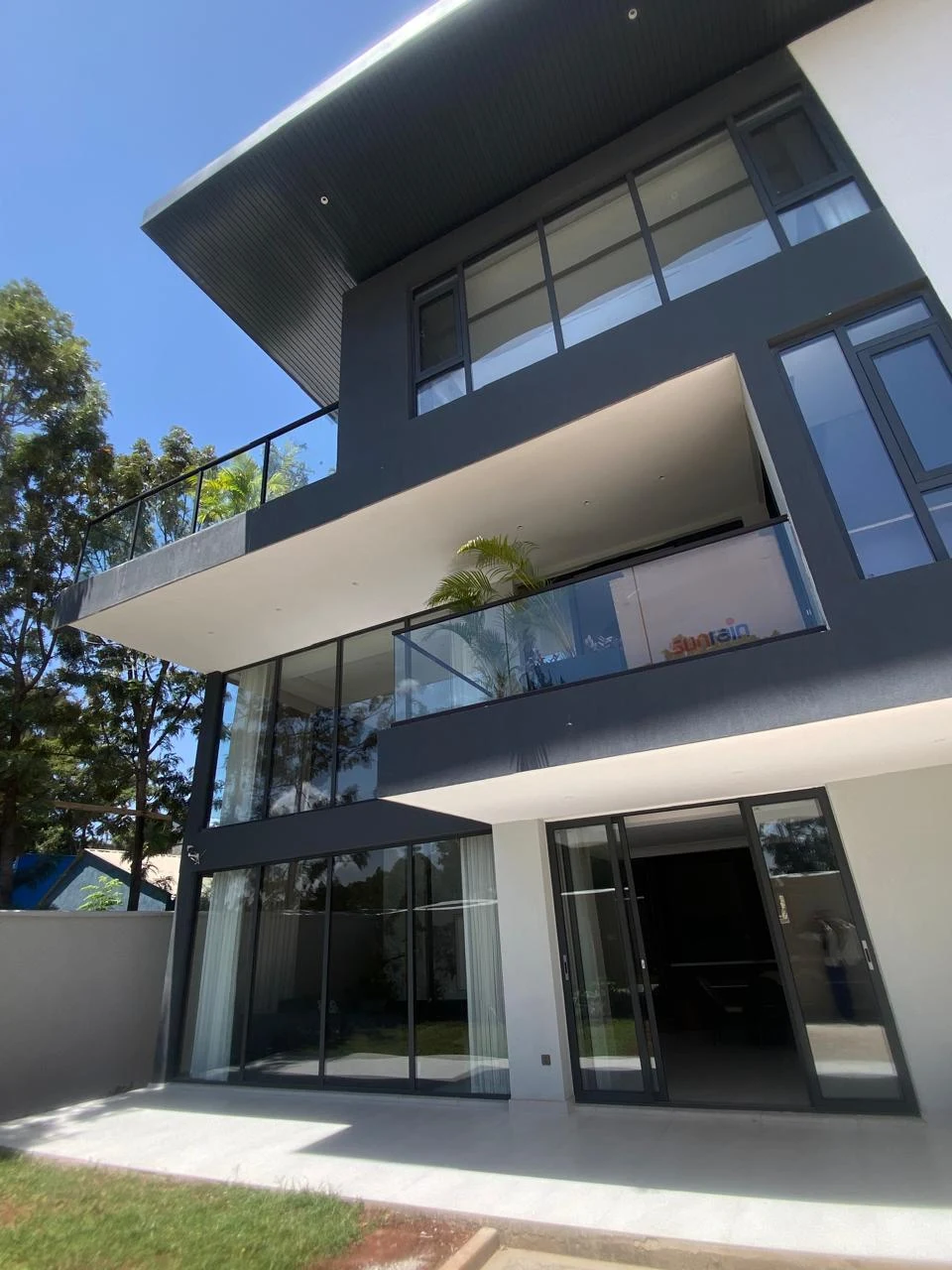 5 Bedroom Villa For Sale in Lavington
