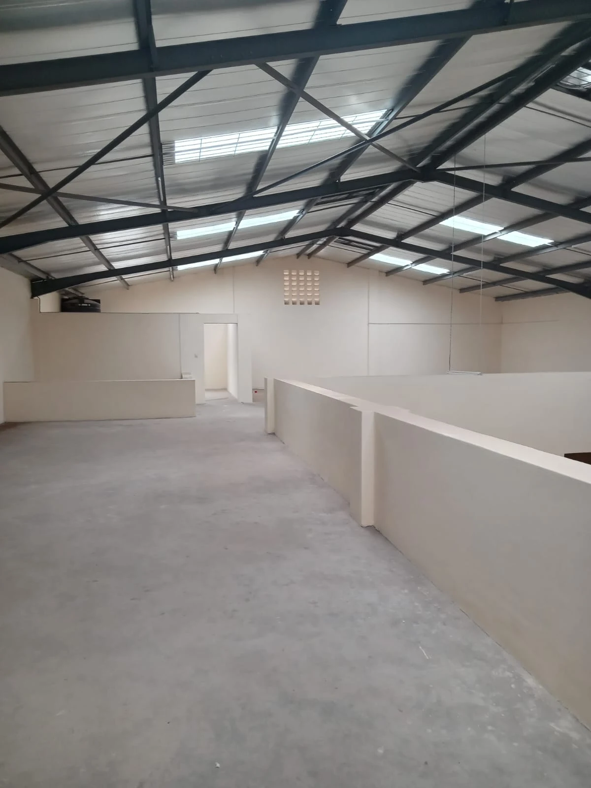 Modern 6,518 Sq.Ft. Warehouse for Rent in Ruiru