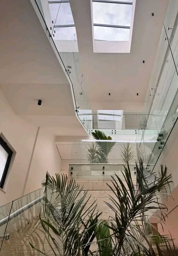 Luxurious 5-Bedroom Villa for Sale in Brookside