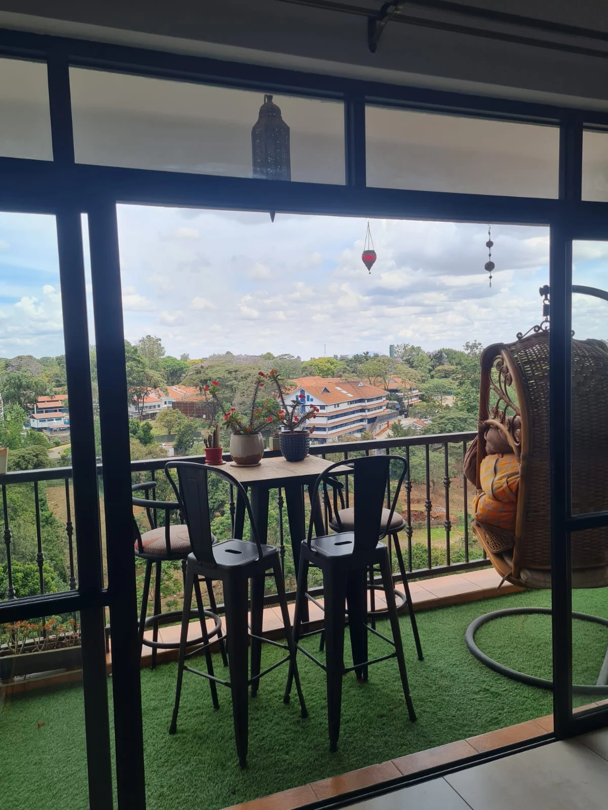 Exceptional 3-bedroom Apartment in Parklands