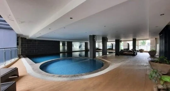 Luxurious 4-Bedroom plus SQ in Riverside